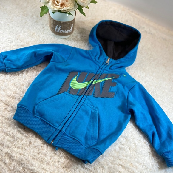 Nike baby 18 mnth zip up hooded‎ jacket - Picture 14 of 16